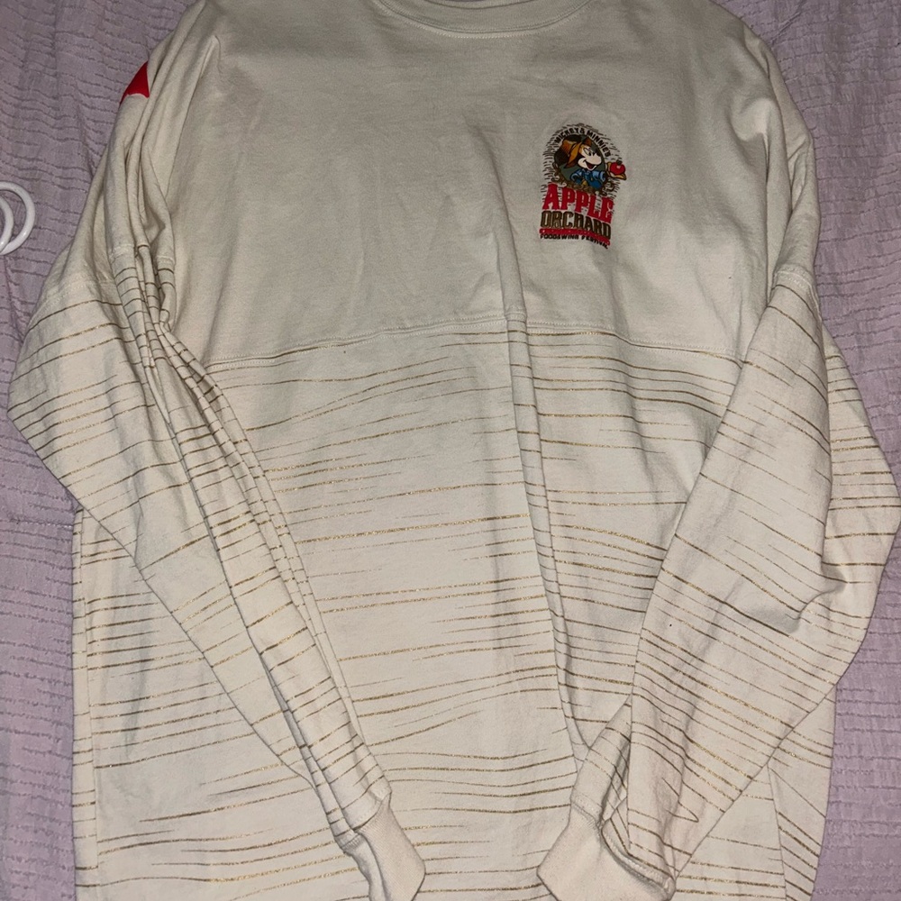 Disney spirit Jersey sweet as pie size Large
